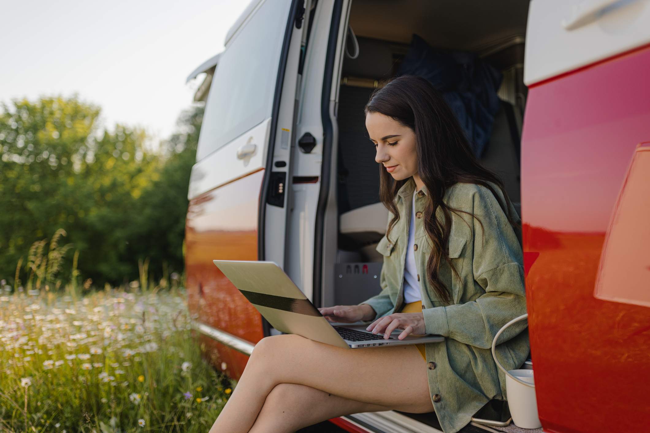 How to Leverage AI to Scale Your RV Rental Business (Without the Overhead)